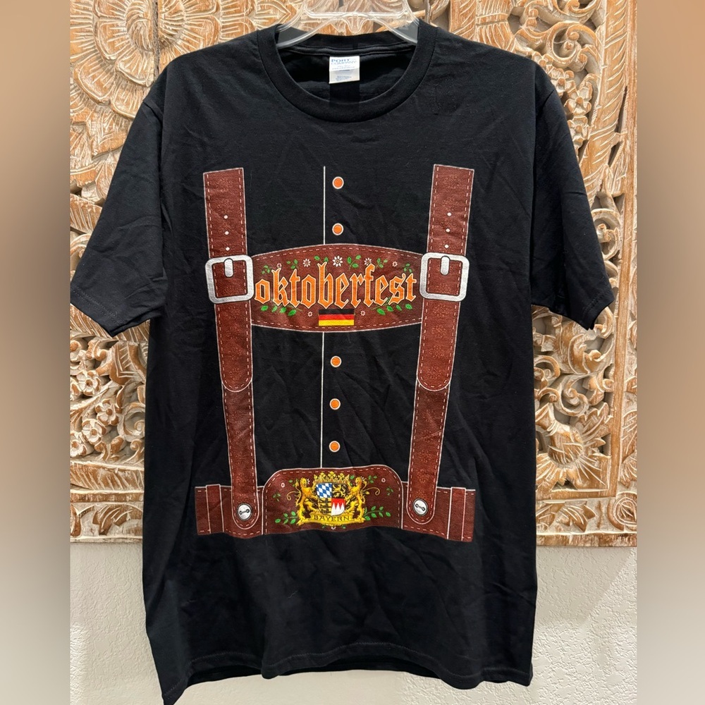 Oktoberfest Lederhosen T-Shirt- size M